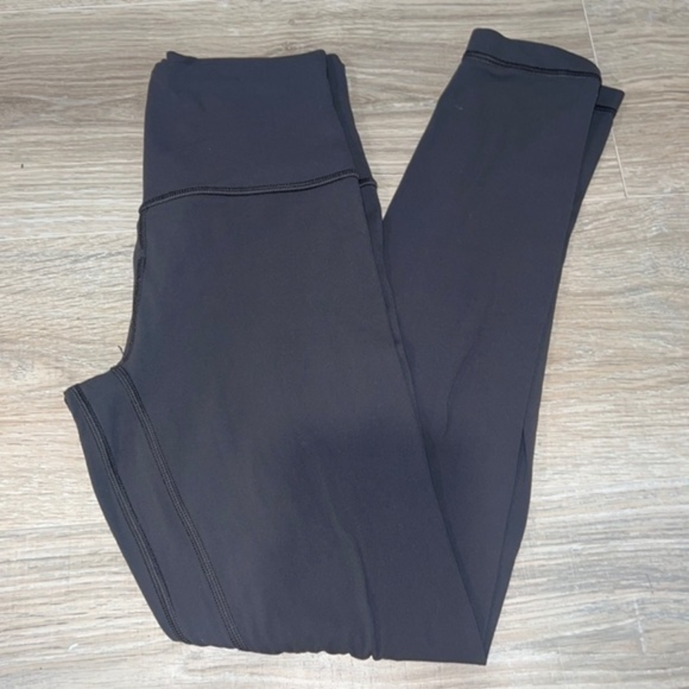 Dark carbon Lululemon align first release